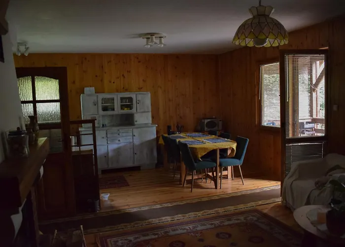 Lesnika Czernica Feriehus